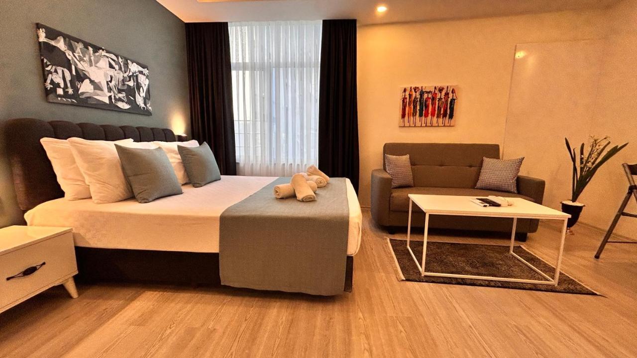 Hadrians Tower Aparthotel อันตัลยา ภายนอก รูปภาพ
