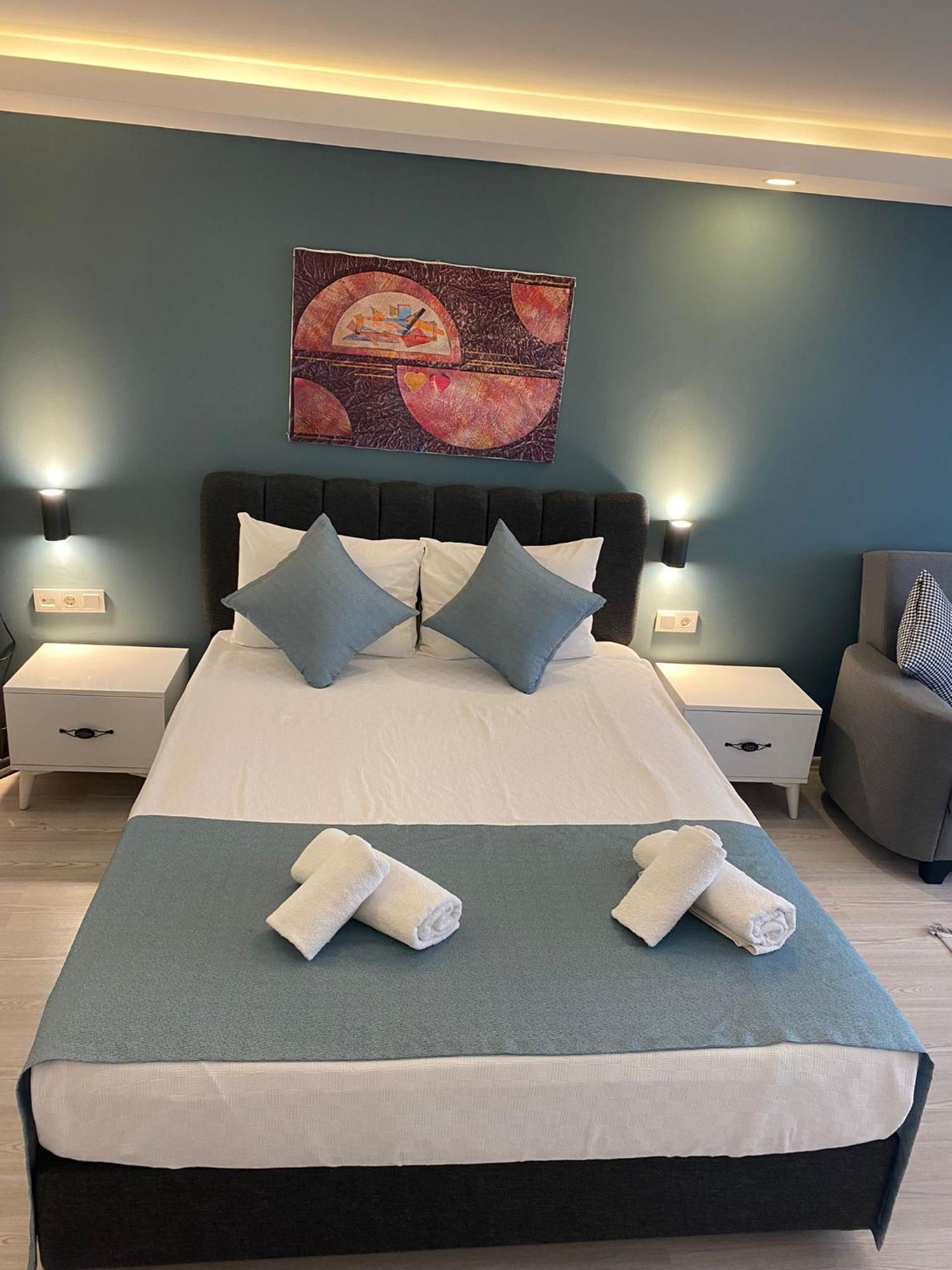 Hadrians Tower Aparthotel อันตัลยา ภายนอก รูปภาพ